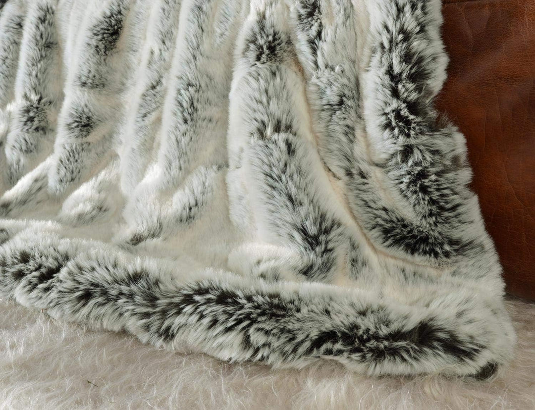 Wohnen &amp; Accessoires Edle Premium Felldecke aus Webpelz Chinchilla 240x260cm Felldecke 240x260cm, Fe