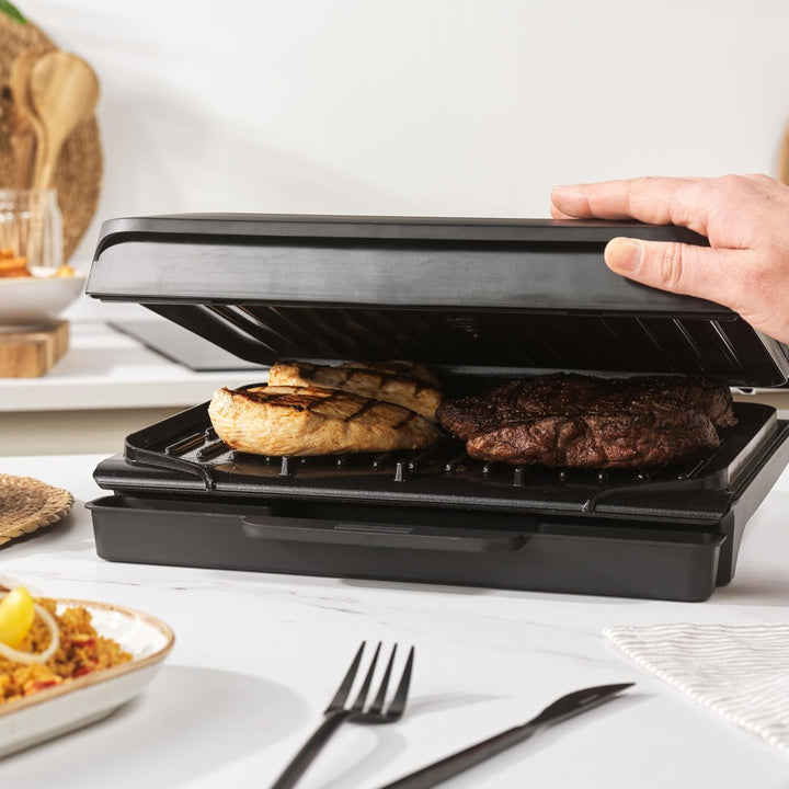 Salter ActiGrill Alltag – 4-Portionen-Mittelgrosser Gesundheitsgrill, Schwebendes Scharnier für dick