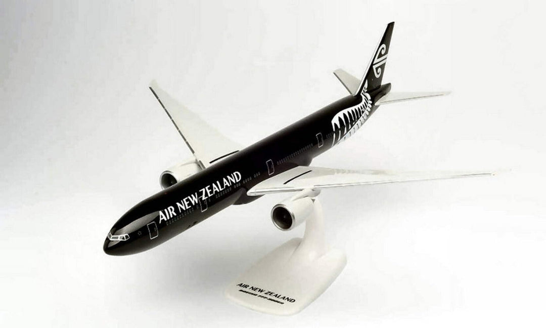 herpa Scale Modell KOMPATIBEL MIT Boeing 777-300ER AIR New Zealand All Blacks 1:200 HP612777
