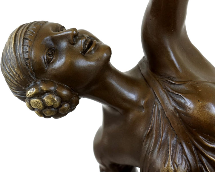 Kunst & Ambiente - Grosse Art Deco Skulptur - XXL Diana mit Bogen Figur - Pierre le Faguays - Bronze