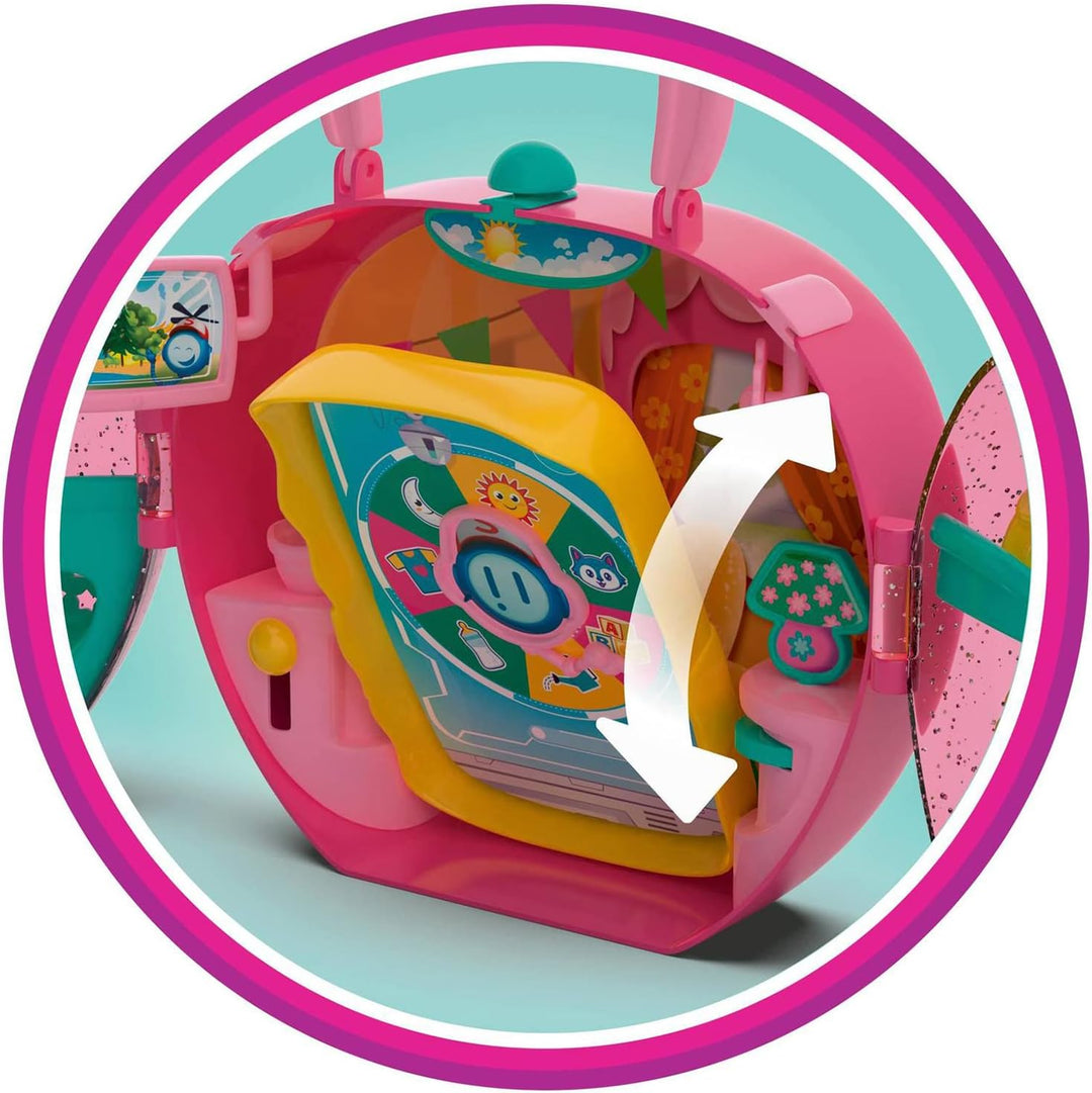 SUPER CUTE LITTLE BABIES Mini Take-Along Bedroom with Sisi, Babypuppe Superheldin in Kleiner Version
