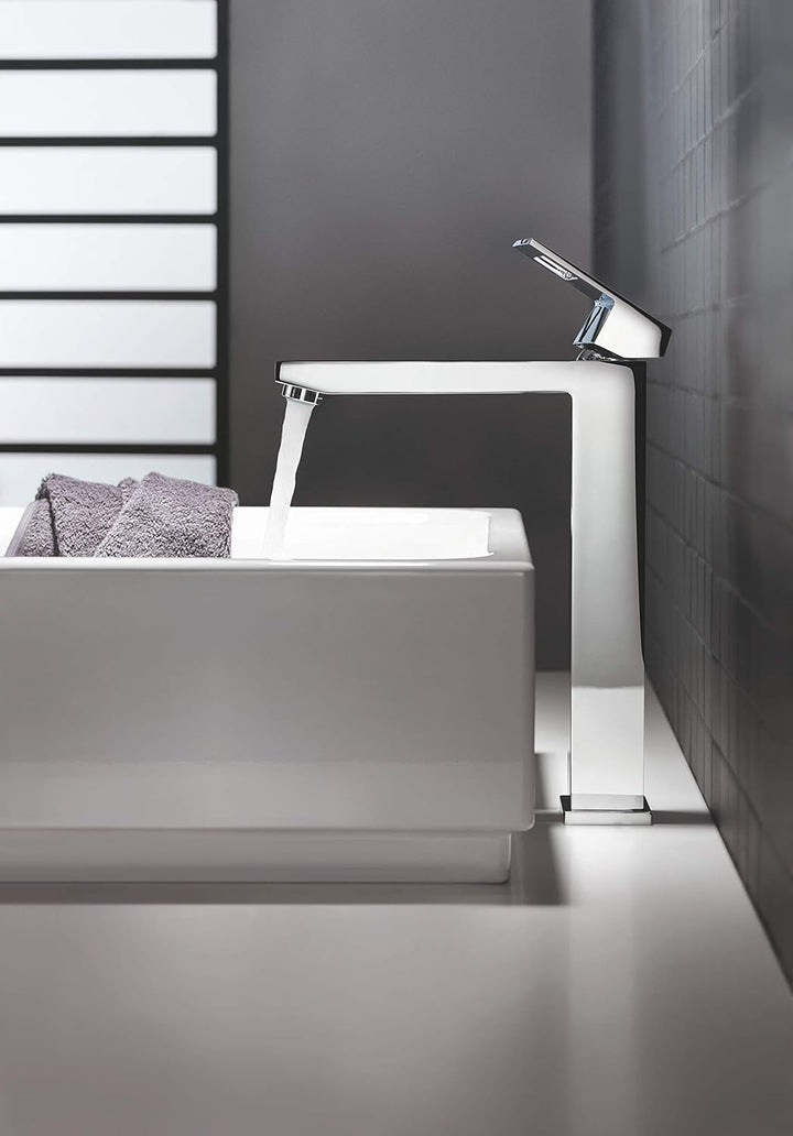 GROHE Eurocube - Einhand- Waschtischarmatur (wassersparend, 1/2 Zoll, Einlochmonatge), chrom, 234060