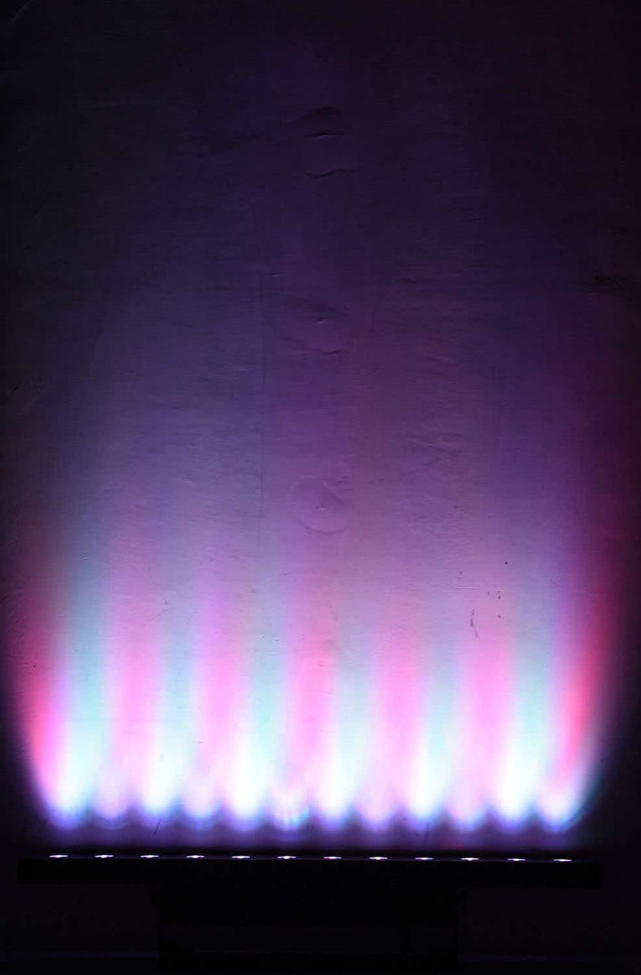 BeamZ LCB140 LED Bar mit 12x 6 W RGBW-LEDs