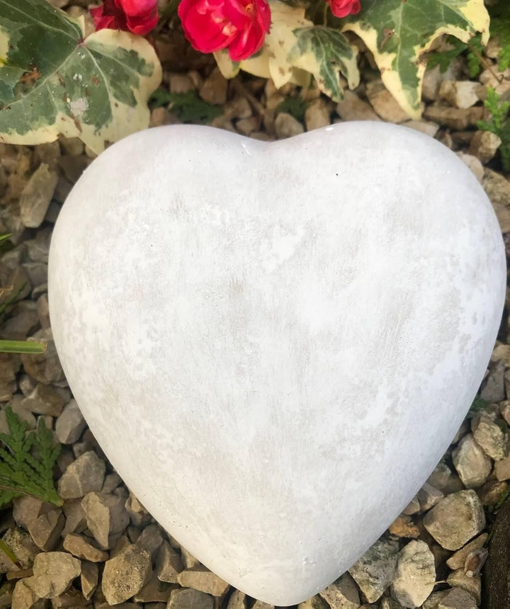 Radami Herz Grabherz Grabschmuck Dekoherz Steinguss 13cm Patina weiss
