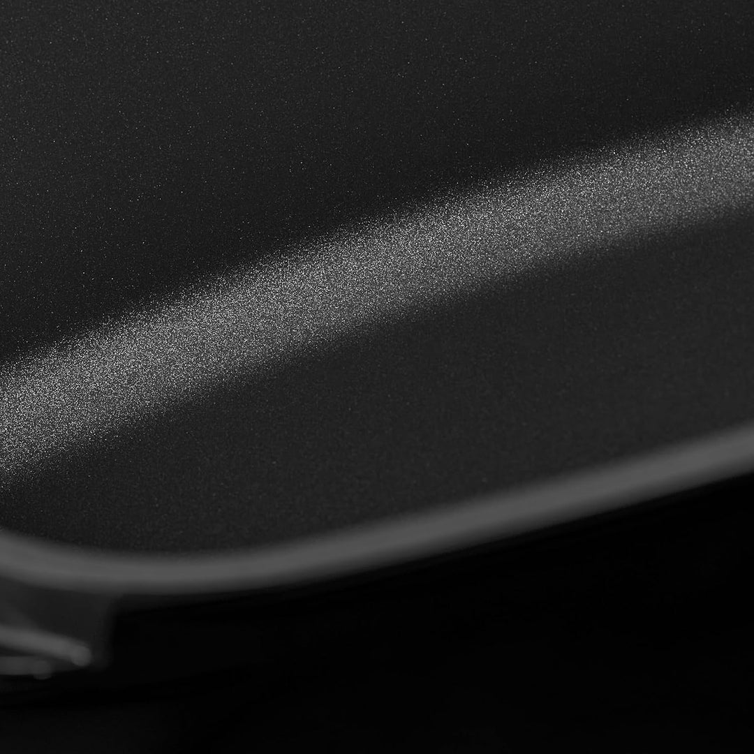 Relaxdays Bräter mit Deckel, Bratentopf 5 L, beschichteter Universalbräter mit Aromaknopf, Elektro-