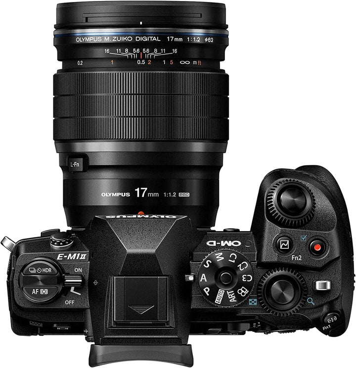 Olympus M.Zuiko Digital ED 17mm F1.2 PRO Objektiv, lichtstarke Festbrennweite, geeignet für alle MFT