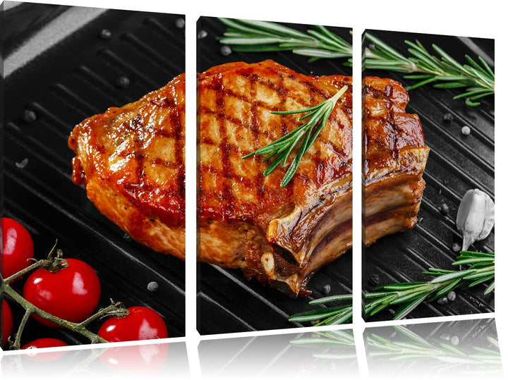Pixxprint Rumpsteak auf Grill als Leinwandbild/Grösse: 3 Teilig (120x80) cm/Wandbild/Kunstdruck/fert