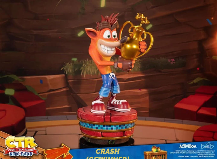 FIRST4FIGURES Crash Bandicoot - Crash Team Racing Crash Winner - Statuette 46cm