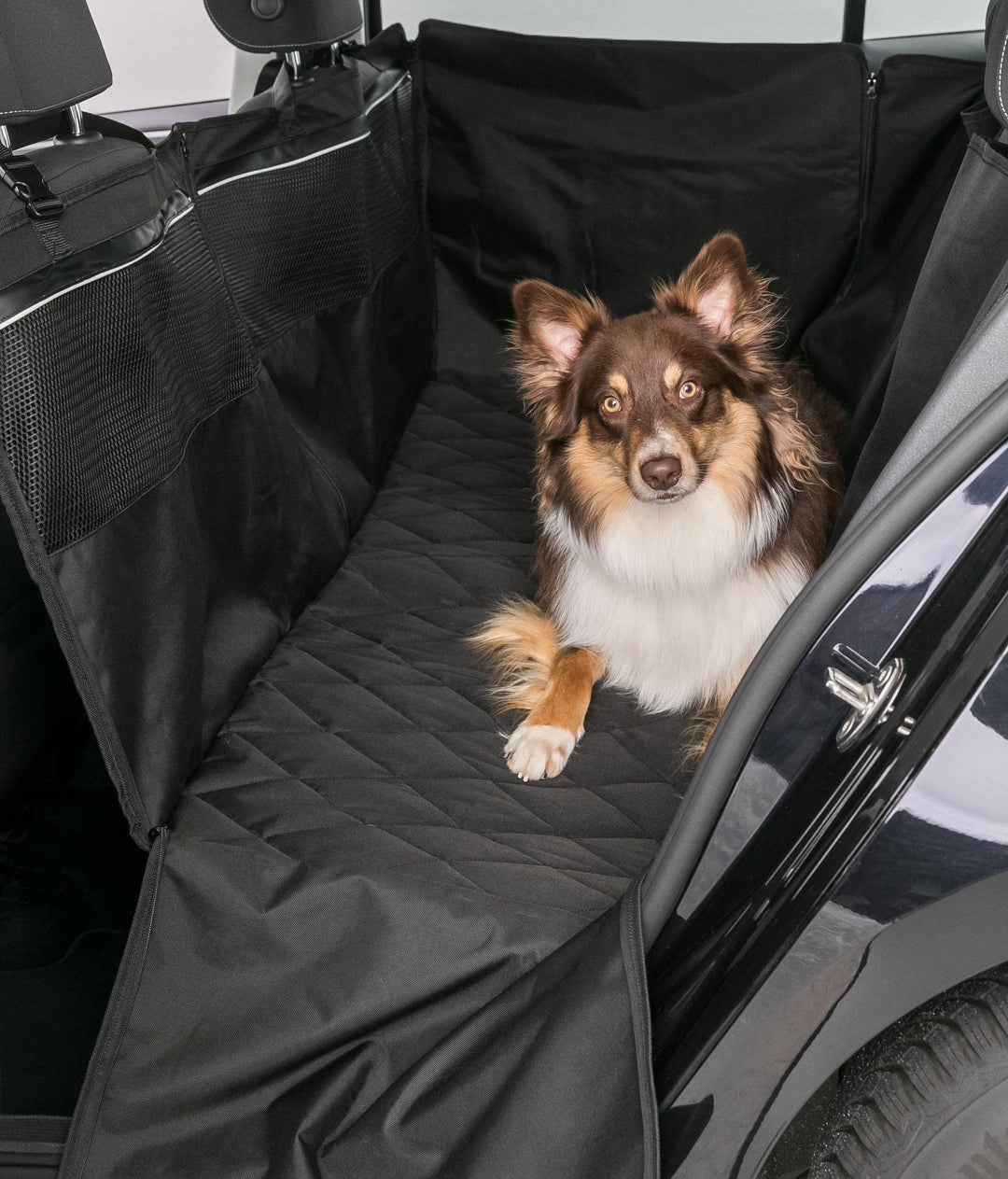 TRIXIE Pflegeleichte, rutschfeste Liegemöglichkeit Für Die Rückbank Auto-Schondecke Für Hunde, 1,55