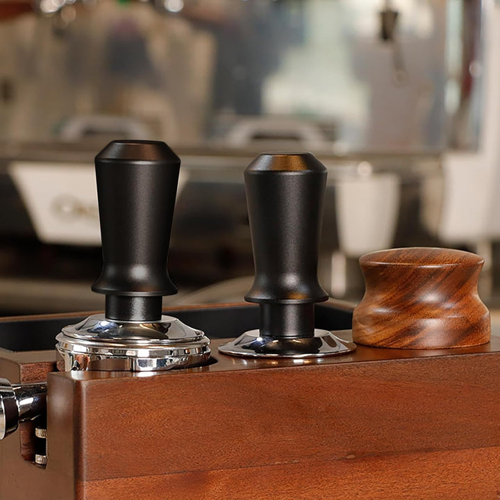 Kaffee Tamper, Espresso Tamper, Federbelasteter kalibrierter Tamper mit Edelstahlbasis, 30lbs konsta