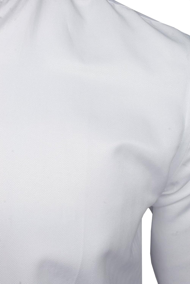 Xact Herren Langarmhemd mit Herringbone-Muster und Grandad-Mandarinkragen M Weiss, M Weiss