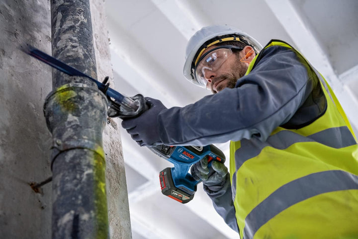 Bosch Professional BITURBO Akku-Säbelsäge GSA 18V-28 (Akkus und Ladegerät nicht enthalten, im Karton