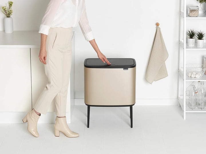 Brabantia Bo Touch Mülleimer Recycling, Metallic Gold, 11 + 23L 2 Inneneimer (11 + 23L) Champagne, 2