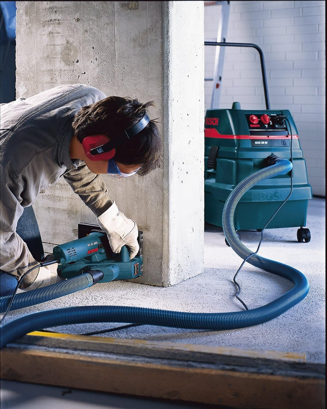 Bosch Professional Mauernutfräse GNF 35 CA (1.400 Watt, Scheiben-Ø: 150 mm, 7x Distanzscheibe, im Ko