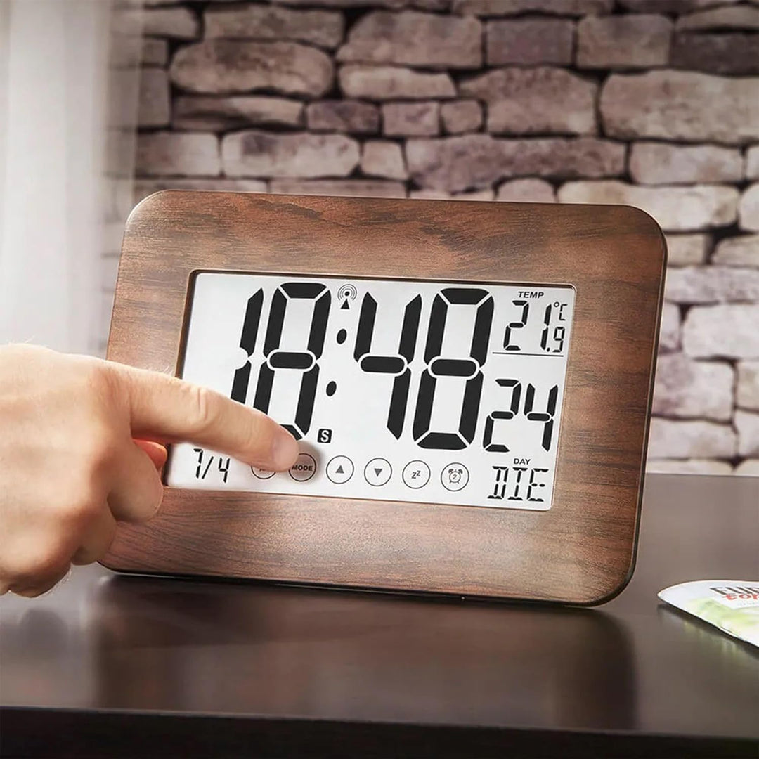 Digital Uhr Wecker, funkgesteuert mit Touchscreen - Kalenderanzeige: Datum, Tag, Uhrzeit + Temperatu