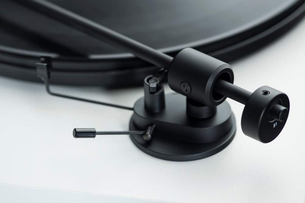Pro-Ject Primary E Phono, Audiophiler Plug&Play Plattenspieler mit integrierter Phono Vorstufe (Rot)