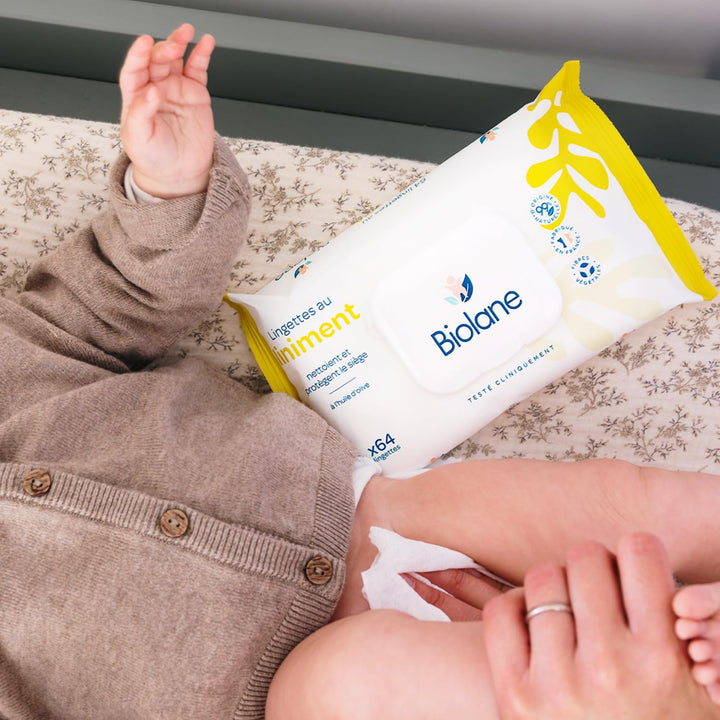 BIOLANE - Feuchttücher für Babys mit Kalksteinöl-Öl – 768 Tücher für Babys zum Wechseln – 12 Packung