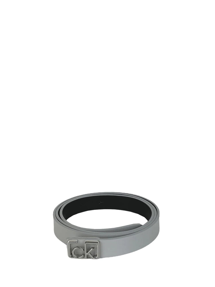 Calvin Klein Small CK Plaque Skinny Belt W90 Cement