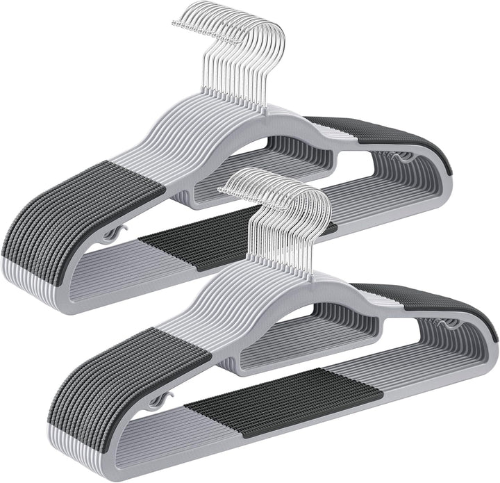 SONGMICS Kleiderbügel 30er Set, Bügel aus Kunststoff, rutschfest, platzsparend, Dicke 0,5 cm, 42 cm