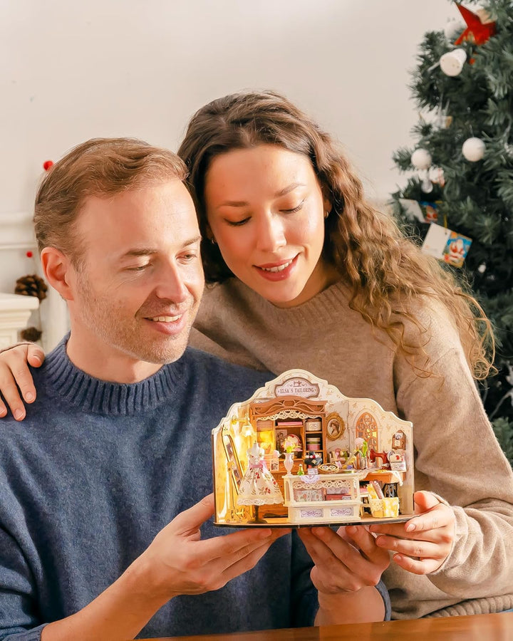 Rolife Puppenhaus ELSA’s Schneiderei DIY Miniaturhaus Bausatz aus Holz im Vintage Rustikal Stil Schn
