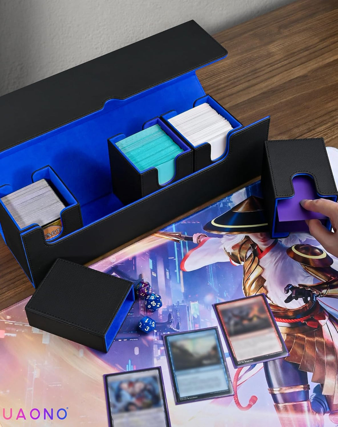 UAONO Sammelkarten Box mit Würfelablage für MTG YuGiOh, 5-in-1-Deckboxen für 900+ Karten, Premium-Ka