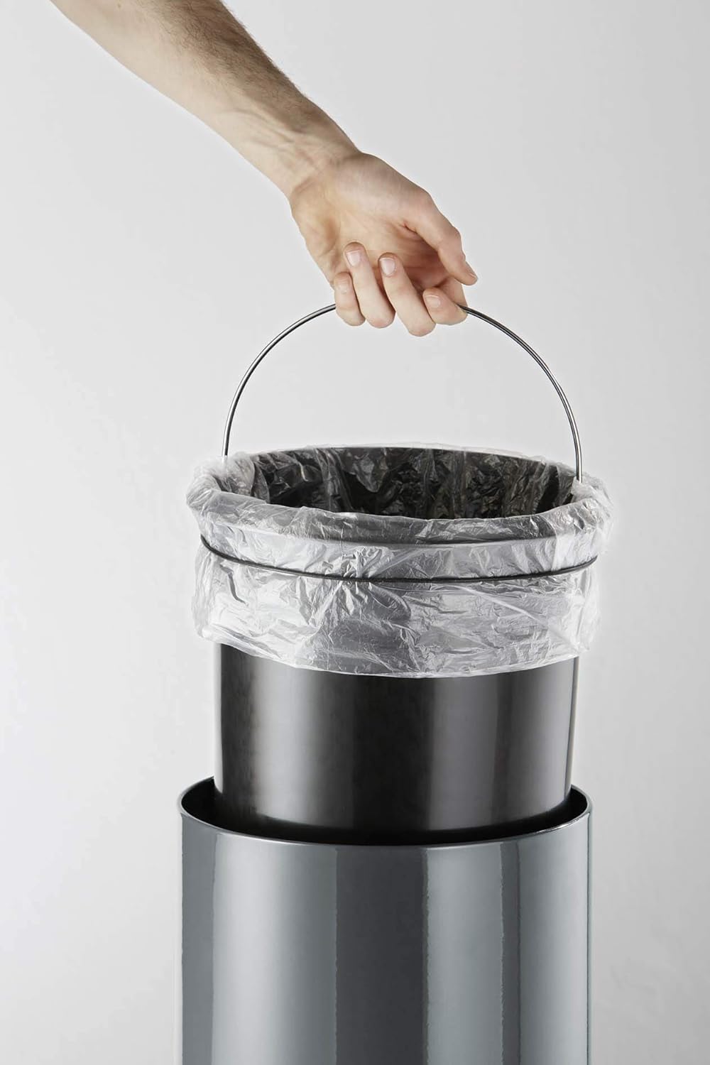 Durable Treteimer Edelstahl rund 12, mit Absenkautomatik und herausnehmbaren Inneneimer 12 L, 1 Stüc
