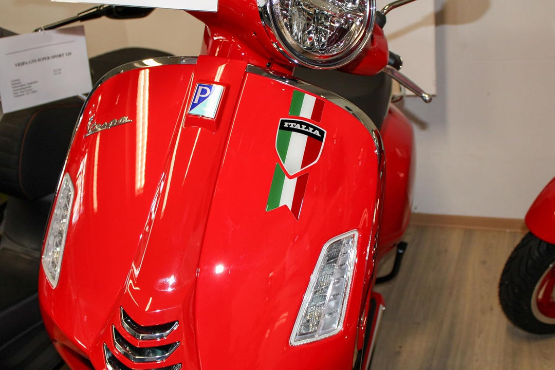Tankpad Deko Aufkleber Set 3D Italia Frontschild kompatibel mit Vespa GTS 125 + Super 125 X550600VA,