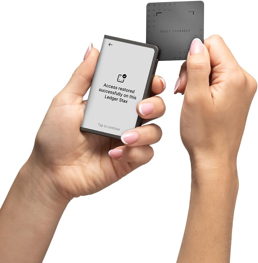 Ledger STAX: hochwertiger Touchscreen-Signer für sicheres Kryptomanagement, zum stilbewussten Divers