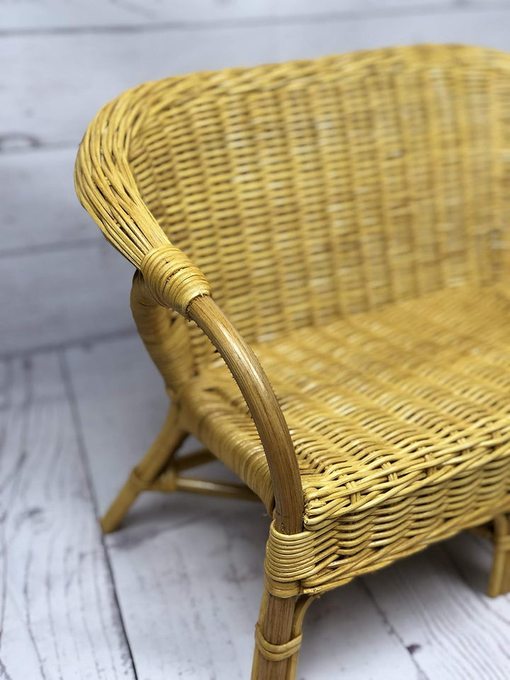 Puppenbank aus Rattan in Honig S11