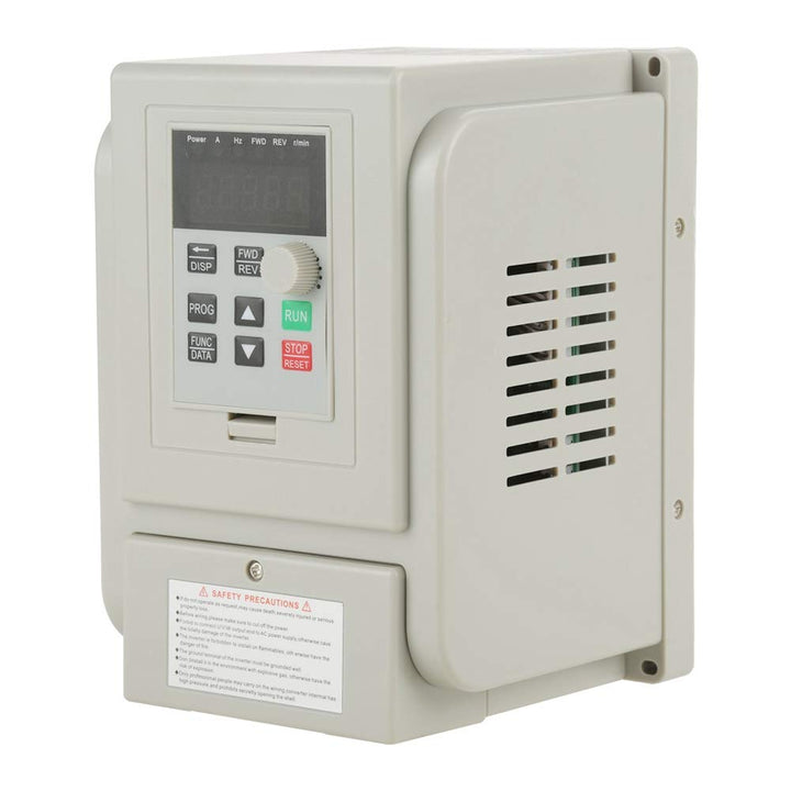 Nikou Frequenzumrichter - Gute Anti-Trip-Leistung Mehrfachschutz AC 220V 1,5 kW VFD-Drehzahlregler f