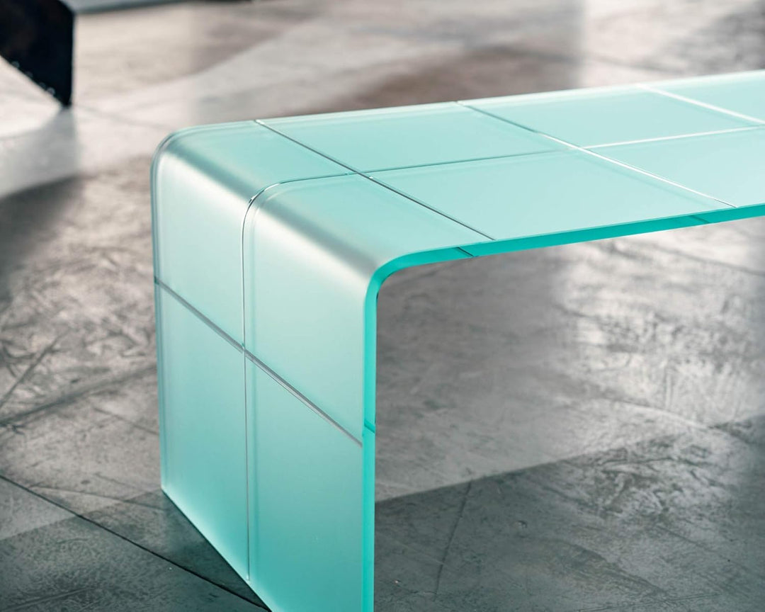 IMAGO FACTORY Audrey Couchtisch, Brücke aus satiniertem Glas, modern, Wohnzimmertisch, gross, Coucht