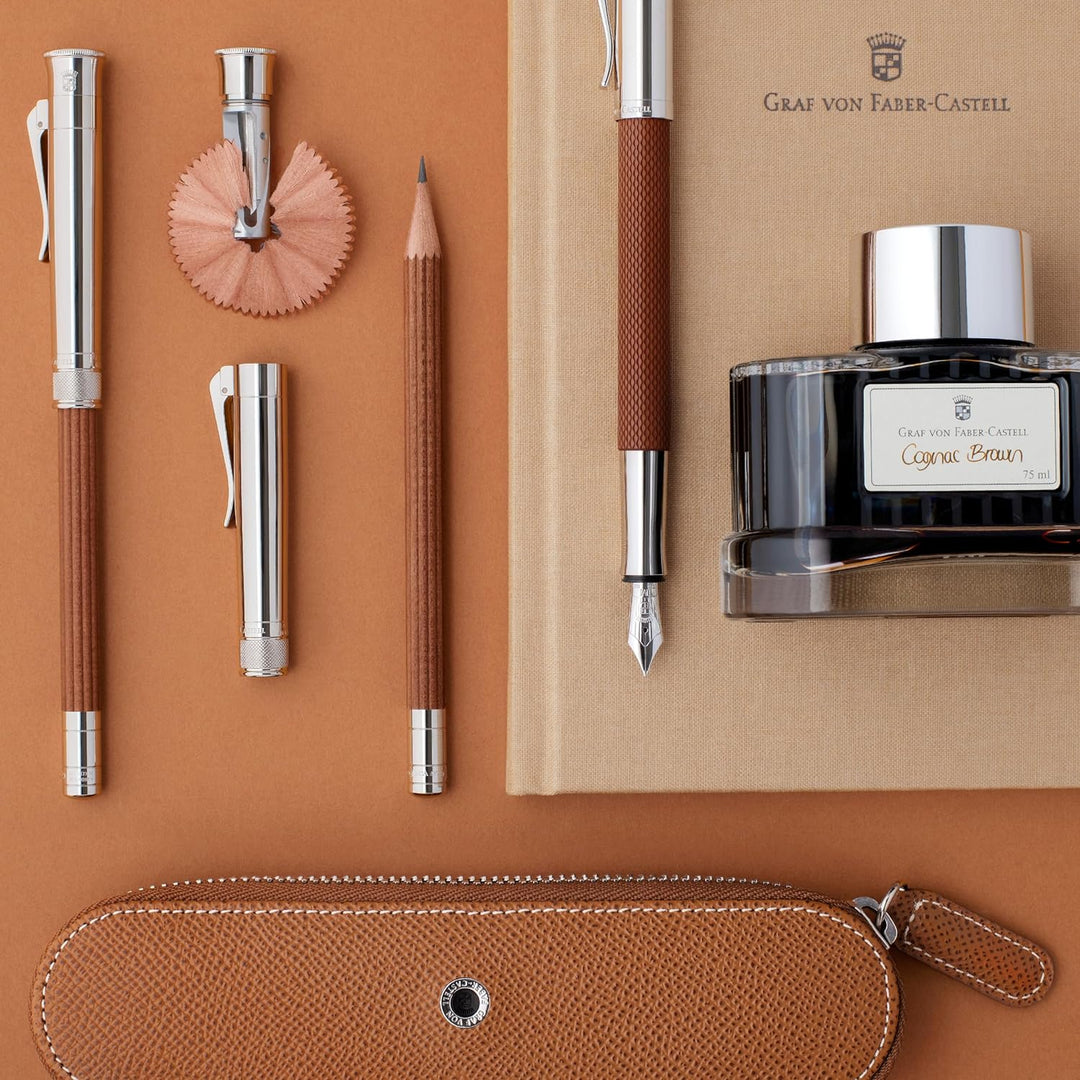 Graf von Faber-Castell 146520 - Füllfederhalter Guilloche, Cognac, Federbreite M, 1 Stück, Braun, mi