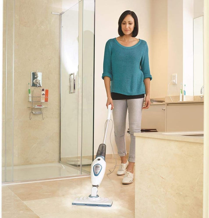 Black+Decker 1600W Steam Mop Dampfbesen BDS1616R (mit abnehmbaren Wassertank, inkl. 2 Pads und 1 Tep