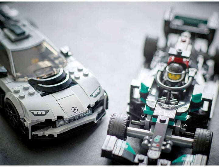 LEGO Speed Champions - 76909 Mercedes-AMG F1 W12 E Performance & Mercedes-AMG Project One