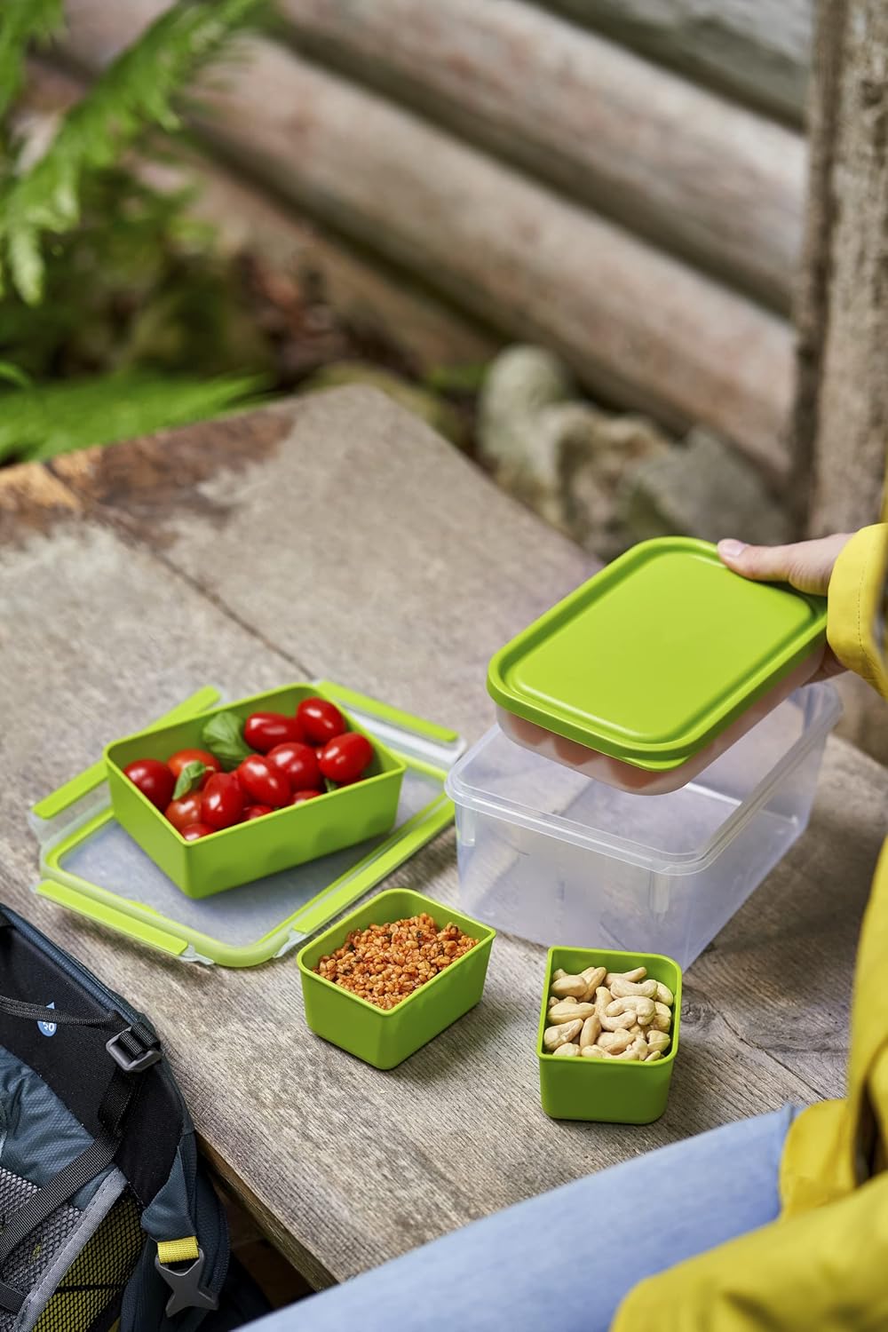 EMSA Clip & Go Lunchbox, 2,2 L, Brotdose mit 3 Einsätzen, 100 Prozent dicht, mit Frischedichtung, Tr