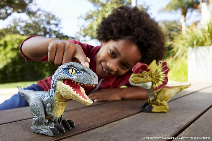 Jurassic World Dominion Uncaged Rowdy Roars Velociraptor Beta Dinosaur Action Figure, Toy Gift with