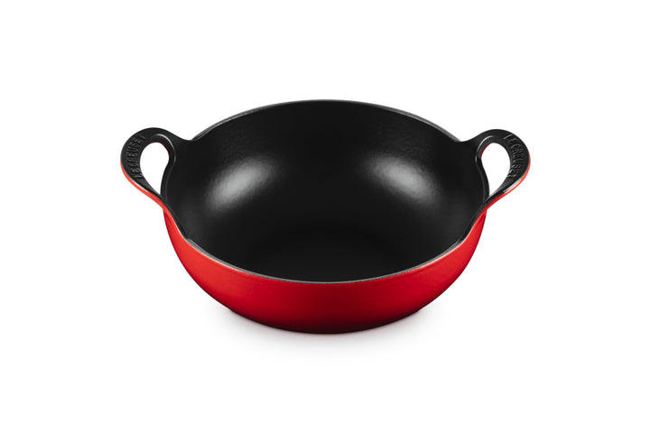 Le Creuset Balti Dish aus Gusseisen, 24 cm, 2,7 Liter, Kirschrot, 20142240600460, Kirschrot