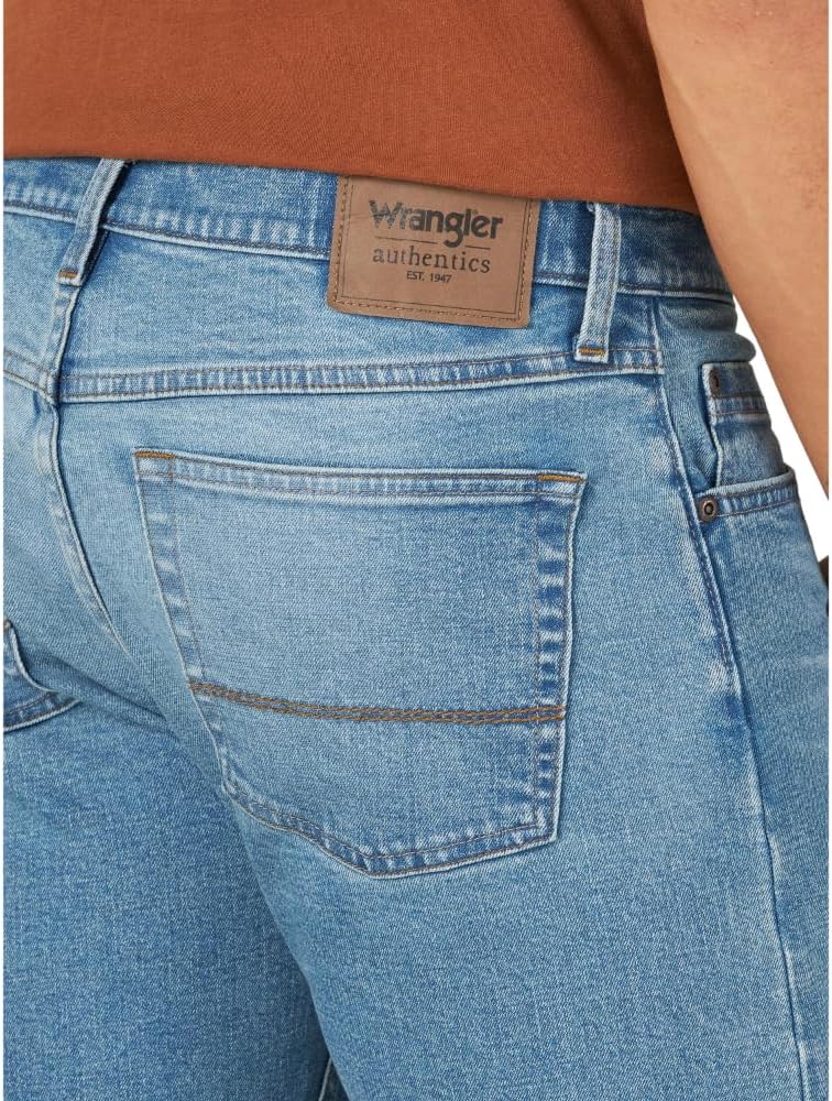 Wrangler Authentics Herren Slim Fit Straight Leg Jeans 32W / 34L Beckett, 32W / 34L Beckett