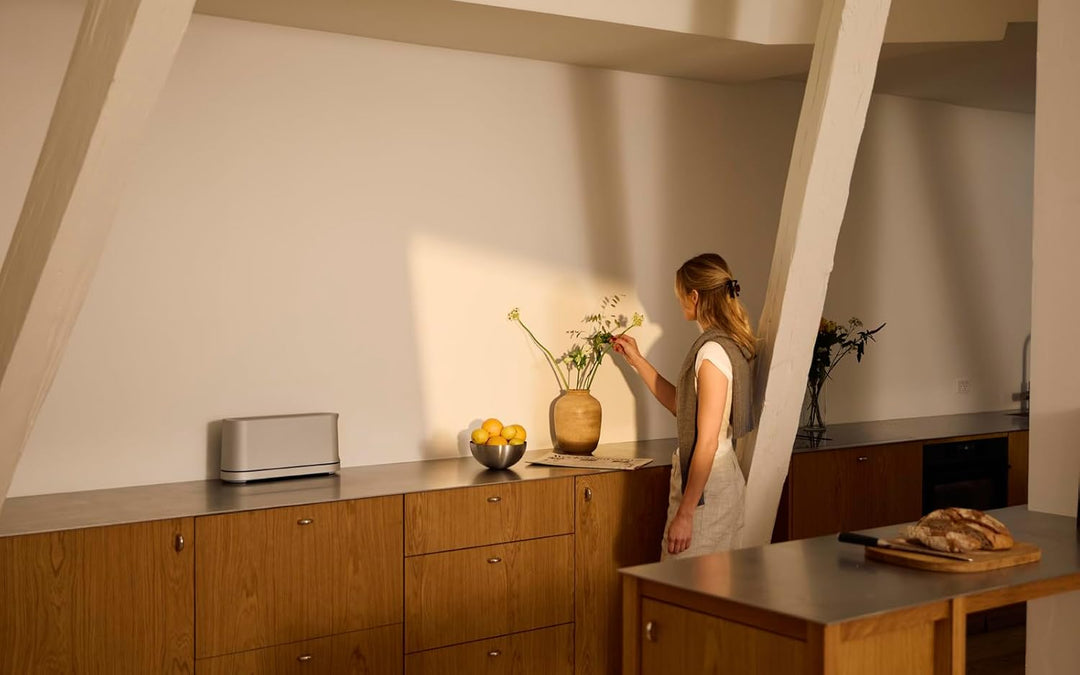 Jacob Jensen Toaster mit langem Schlitz, 7 Bräunungsstufen, Bewegungsaktiviertes Display, Bagel-, Au