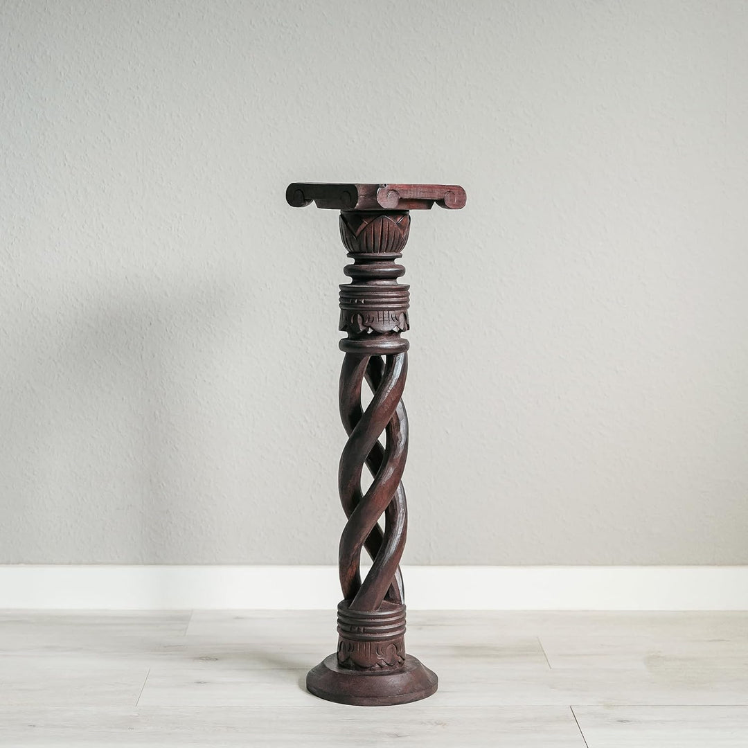 livasia gedrehte Deko Holzsäule 80cm – Antik-Look Podest, Blumensäule, Dekosäule aus Albiziaholz – B