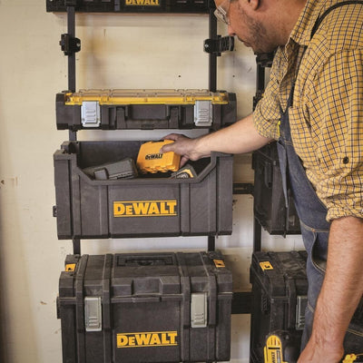 DeWalt Garagenregal, robustes System (DWST08260), Schwarz Werkstattregal, Werkstattregal