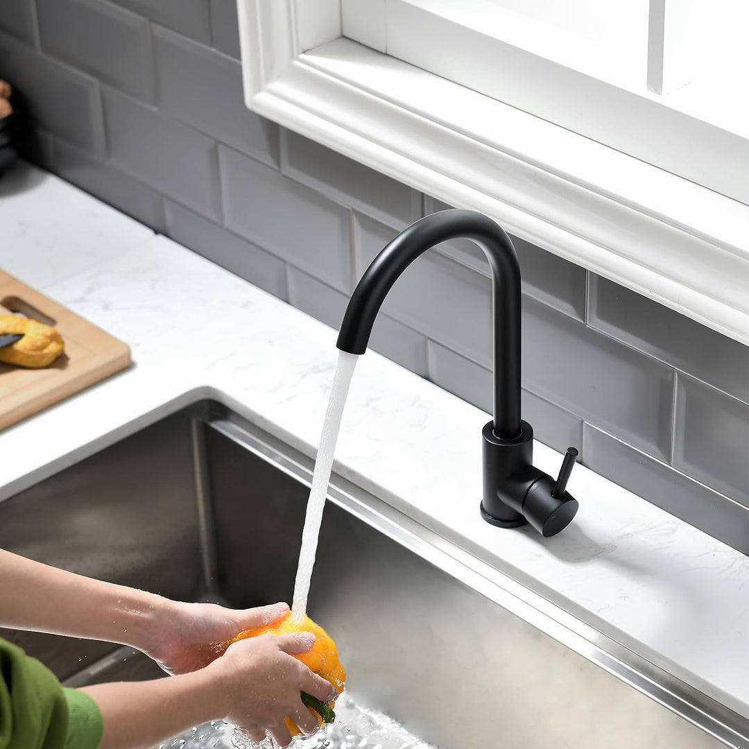 AIMADI Küchenarmatur Einhebelmischer, 360° Drehbarer Wasserhahn Küche aus Edelstahl, Hochwertige Spü
