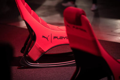 PLAYSEAT Puma Gaming Chair | ActiFit Material | MotionForce Stand für Optimalen Halt | Mehrere Tasch