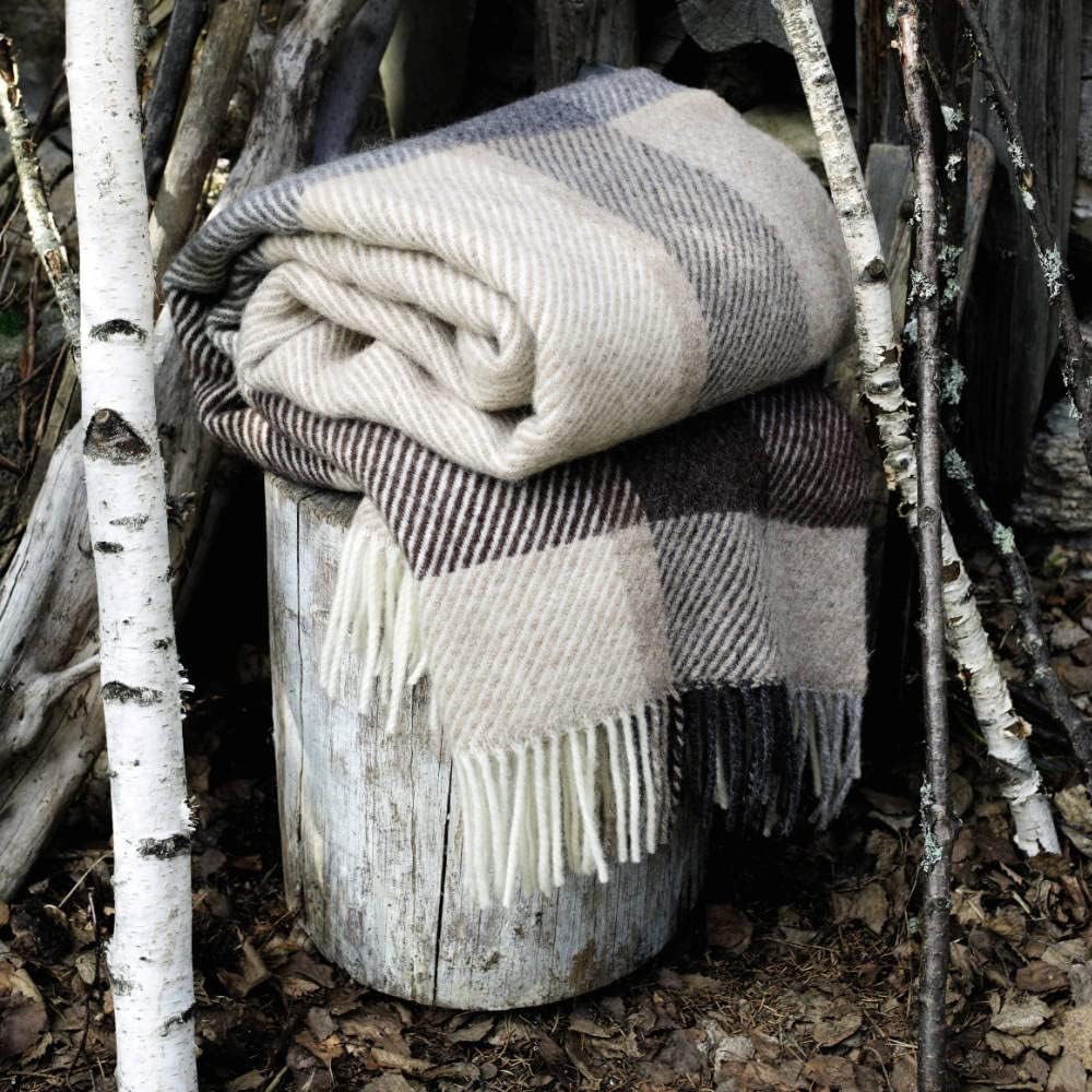 RØROS TWEED - Myrull - Wolldecke aus norwegischer Lammwolle - Design von Karen Staver - Deckenmasse: