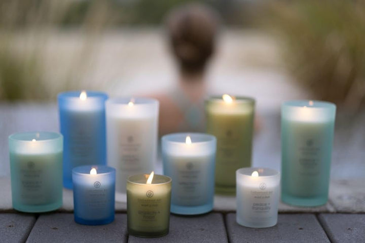 Chesapeake Bay Candle Duftkerze Balance + Harmony (Seerose Birne), Medium, Wohnkultur