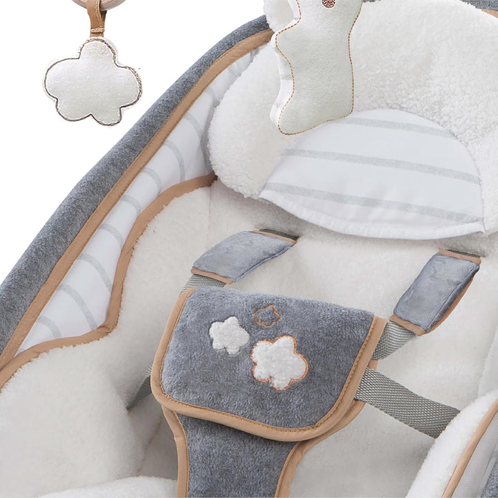 Ingenuity, Bella Teddy Schaukelstuhl und -sitz mit Vibrationen, Musik, Naturgeräuschen und Lautstärk