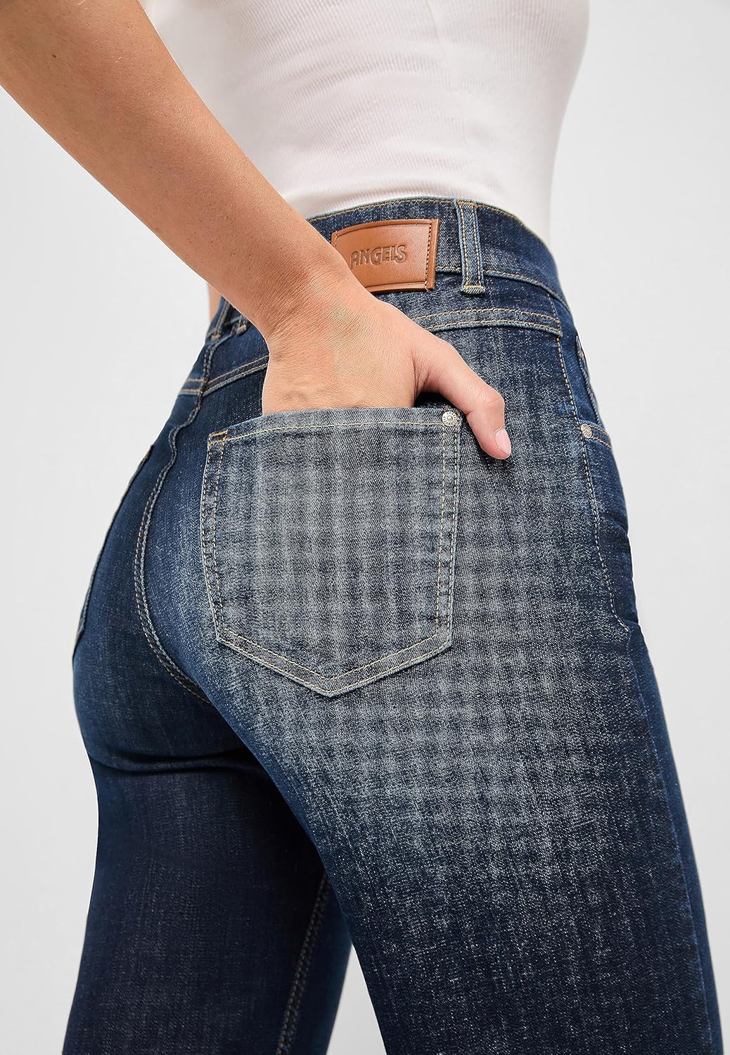ANGELS Schlagjeans 5-Pocket-Jeans Lara mit Label-Applikationen 36W / 28L Dark Indigo Used, 36W / 28L