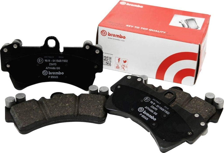 Bremsbeläge Hinten von Brembo mit Zubehör (P 65 040) Bremsbelagsatz Bremsanlage Scheibenbremsbelagsa