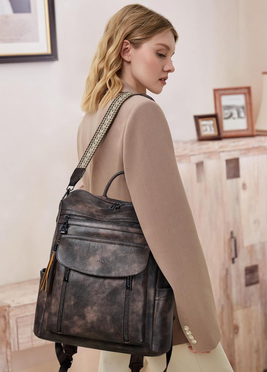 Shrrie Laptop-Rucksack für Damen, 15,6 Zoll Reise-Rucksack aus Leder, Handgepäck-Rucksack Computerta