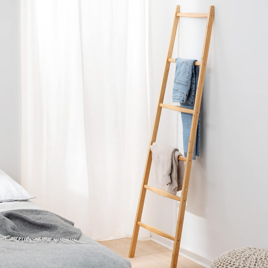 Navaris Handtuchleiter Holz Leiter aus Bambus - Bambusleiter für Handtücher Kleidung Accessoires - H